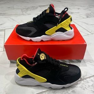 COPY - Nike Air Huarache Go The Extra Smile Shoes Sneakers DO5873-001 Women Mul…